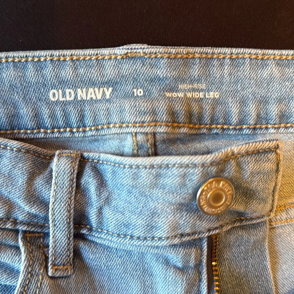 Old Navy High Rise Wow Wide Leg Light Blue Denim Jeans - Picture 2 of 4